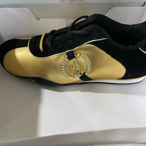 Brand new Sneakers.
